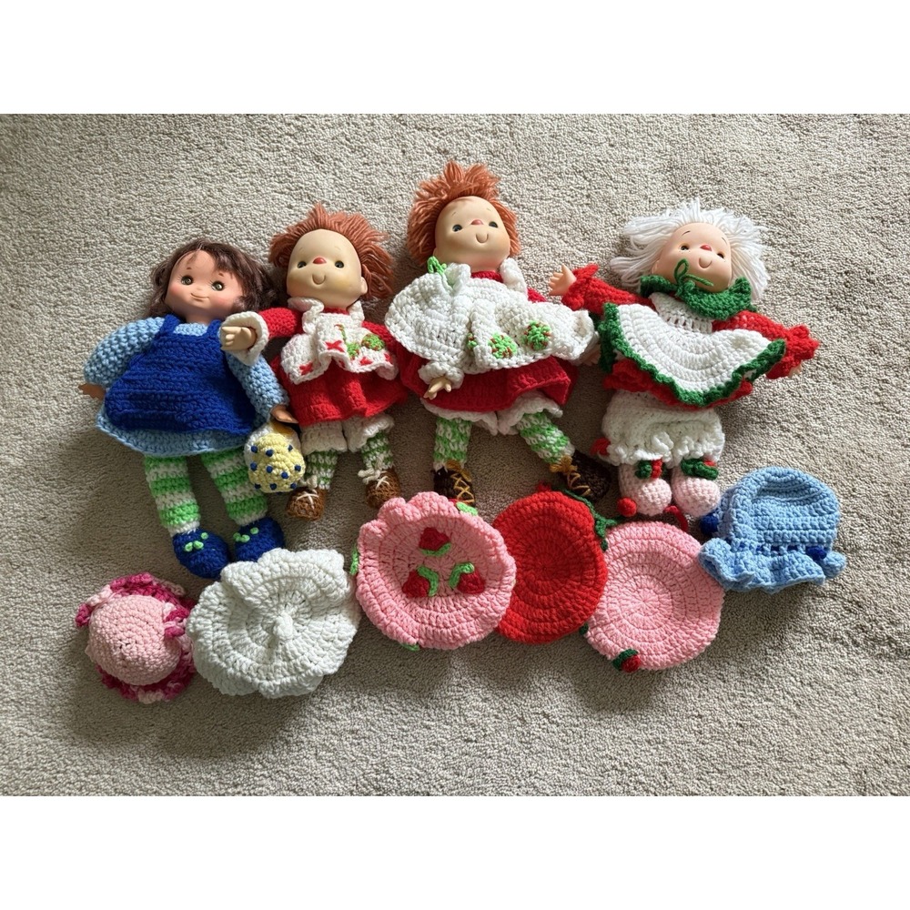 Vintage Strawberry Shortcake and Blueberry Muffin Crocheted Dolls